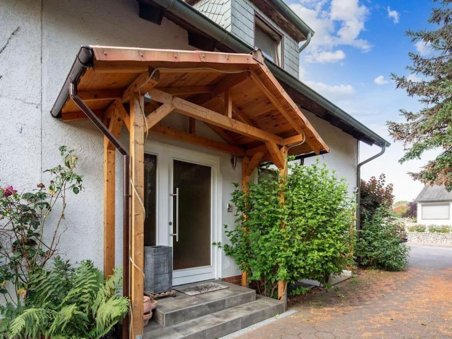 Grosse Wohnkueche, Terrasse, Schlafzimmer Am Steinhuder Meer, Wlan, Parkplatz, Fussbodenheizung, 70Qm Wunstorf Exterior foto